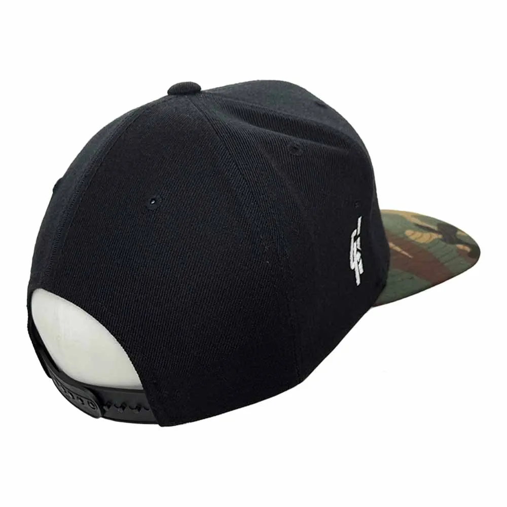 Бейсболка GH FLEXFIT DYNA, чёрный/Woodland / 6089TC